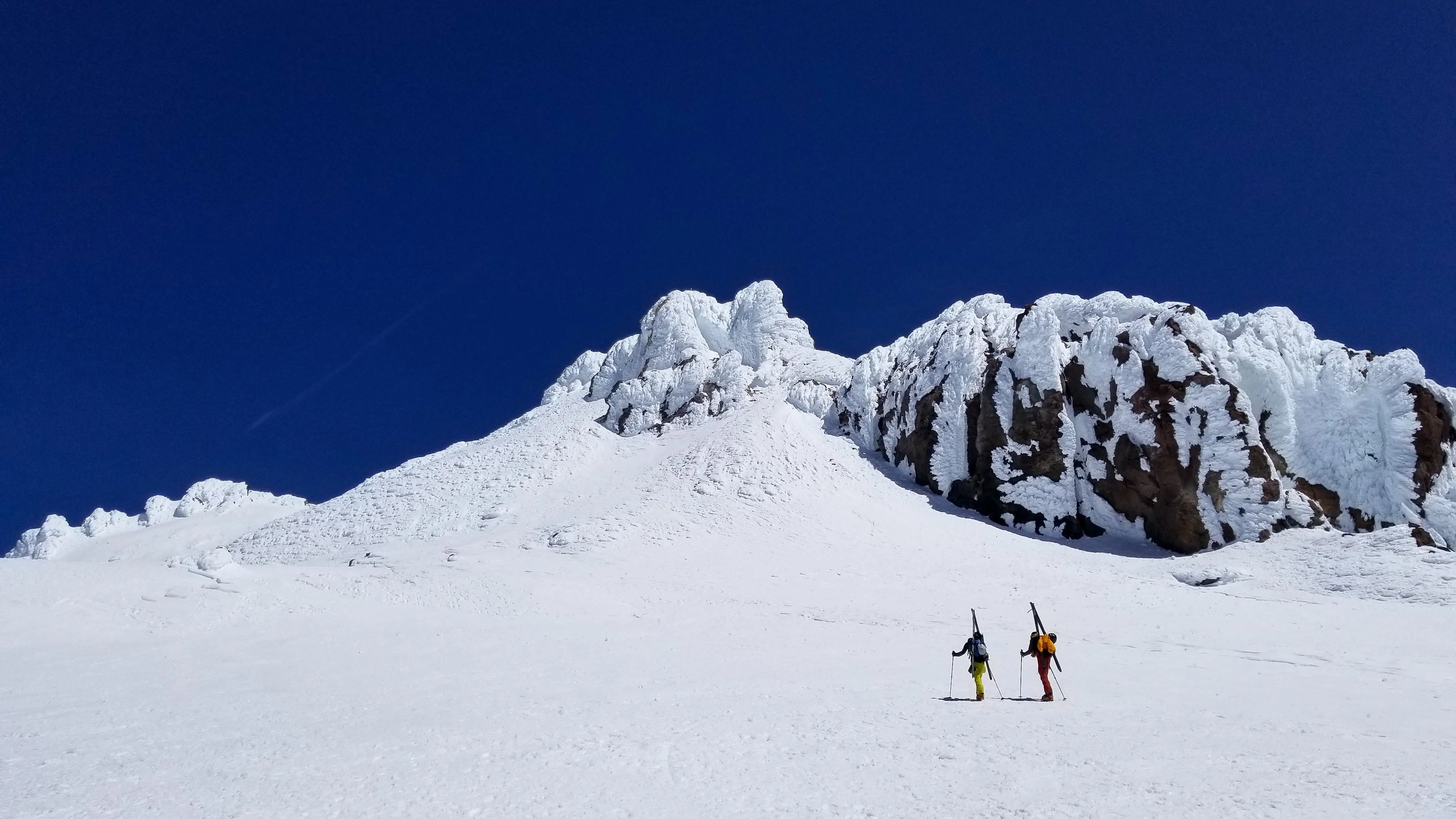 Mt Shasta Summit & Ski Descent - Private - Image 8